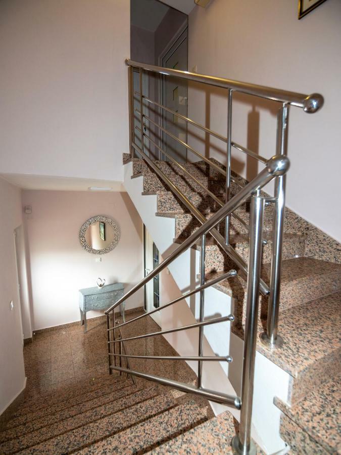 Apartmani Ivan Lopar Eksteriør bilde
